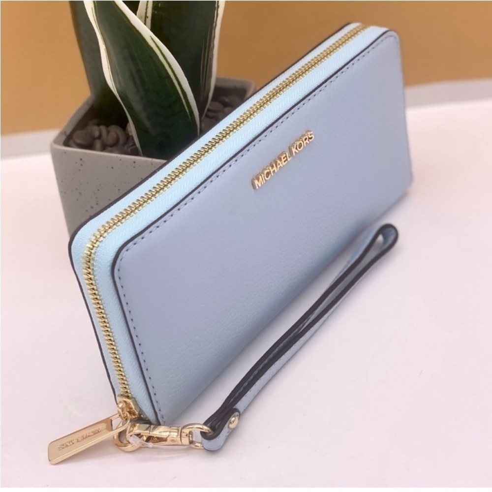 Michael Kors Large Continental Wallet Wristlet Vista Blue - Picture 6 of 10